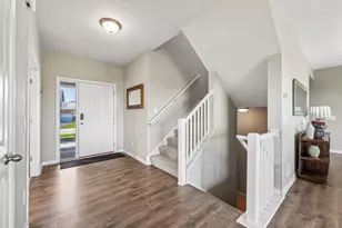 4647 Copper Rdg Dr, Woodbury, MN 55129 - Photo 2