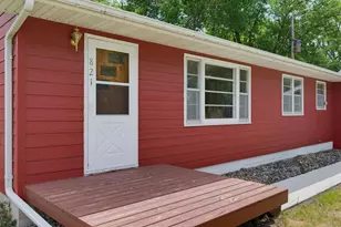 821 Ash Ave, Bird Island, MN 55310 - Photo 2
