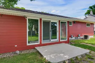 821 Ash Ave, Bird Island, MN 55310 - Photo 12