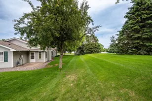 8521 Telford Ln, Brooklyn Park, MN 55443 - Photo 20