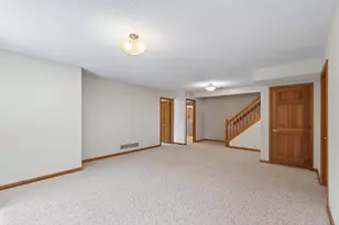 4134 Thornhill Ln, Vadnais Heights, MN 55127 - Photo 28