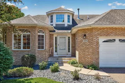 4134 Thornhill Lane, Vadnais Heights, MN 55127 - Photo 2