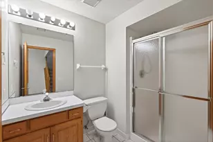 4134 Thornhill Ln, Vadnais Heights, MN 55127 - Photo 32