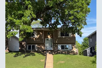 546 Hazel Street N, Saint Paul, MN 55119 - Photo 1