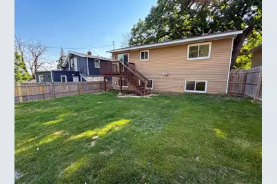 546 Hazel Street N, Saint Paul, MN 55119 - Photo 24