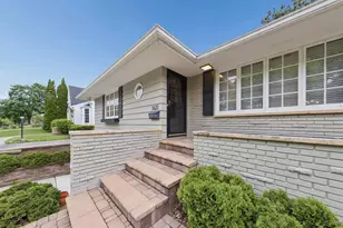 3621 Glenhurst Ave, Saint Louis Park, MN 55416 - Photo 2