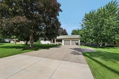 8727 Baltimore Street NE, Blaine, MN 55449 - Photo 4