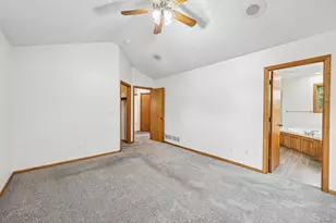 597 Viking Dr E, Little Canada, MN 55117 - Photo 24