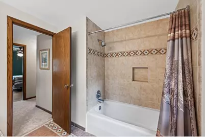 2818 1st Street N, North Saint Paul, MN 55109 - Photo 28