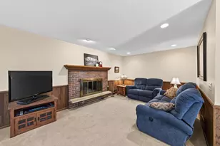 2818 1st St N, North Saint Paul, MN 55109 - Photo 12