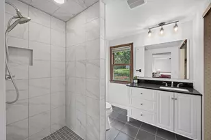 2818 1st St N, North Saint Paul, MN 55109 - Photo 24