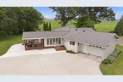 16807 206th Circle, Hutchinson, MN 55350 - Photo 2