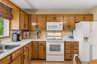 11701 Mirada Ct, Burnsville, MN 55337 - Photo 4