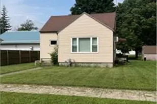 205 N 2nd Ave E, Truman, MN 56088 - Photo 1