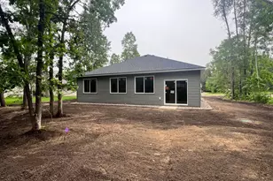 13903 Oakwood Dr, Baxter, MN 56425 - Photo 2
