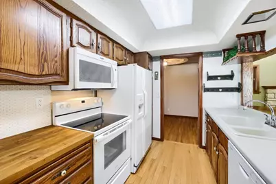 558 113th Lane NW, Coon Rapids, MN 55448 - Photo 8