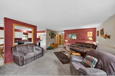 811 Broadway Avenue, Wabasha, MN 55981 - Photo 2