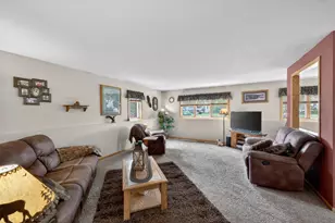 811 Broadway Ave, Wabasha, MN 55981 - Photo 4