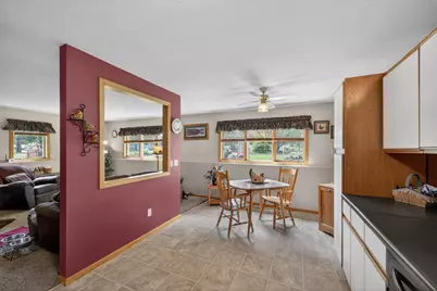 811 Broadway Avenue, Wabasha, MN 55981 - Photo 30