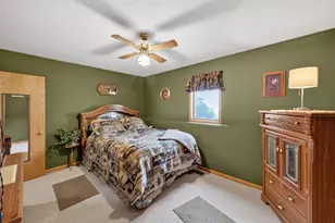 811 Broadway Ave, Wabasha, MN 55981 - Photo 10