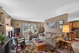 811 Broadway Ave, Wabasha, MN 55981 - Photo 4