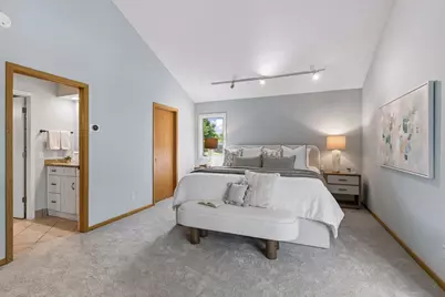 1728 Trail Road, Mendota Heights, MN 55118 - Photo 32