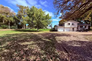 108 Division St W, Brownton, MN 55312 - Photo 4