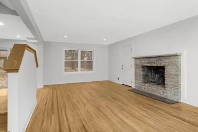 1077 Century Avenue S, Maplewood, MN 55119 - Photo 4