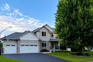 10425 Vera Cruz Dr N, Brooklyn Park, MN 55443 - Photo 1