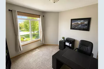 10425 Vera Cruz Drive N, Brooklyn Park, MN 55443 - Photo 16
