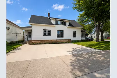 227 Mankato Avenue, Winona, MN 55987 - Photo 2