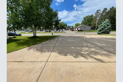708 1st Street E, Milaca, MN 56353 - Photo 4