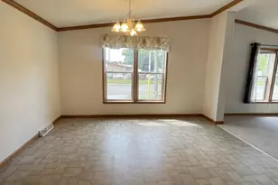 708 1st St E, Milaca, MN 56353 - Photo 12