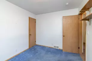 7609 Thomas Ave S, Richfield, MN 55423 - Photo 18