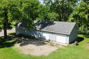 117 Ella Ave NE, Willmar, MN 56201 - Photo 42