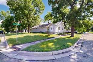 117 Ella Ave NE, Willmar, MN 56201 - Photo 32