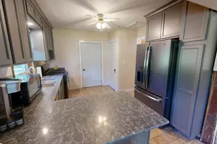 117 Ella Ave NE, Willmar, MN 56201 - Photo 6
