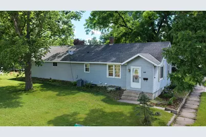 117 Ella Avenue NE, Willmar, MN 56201 - Photo 2