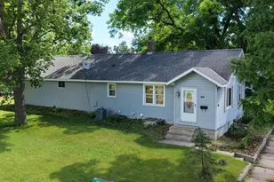 117 Ella Ave NE, Willmar, MN 56201 - Photo 2
