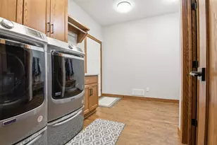 620 Loretta Cir, Spicer, MN 56288 - Photo 24