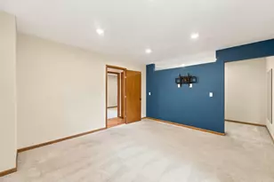3996 Rahn Rd, Eagan, MN 55122 - Photo 28