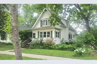 205 E 6th Street, Morris, MN 56267 - Photo 1
