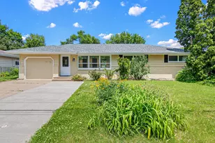 1640 7th St NW, New Brighton, MN 55112 - Photo 2