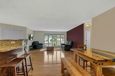 410 57th Place NE, Fridley, MN 55432 - Photo 8