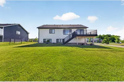 6201 55th Avenue NW, Rochester, MN 55901 - Photo 36