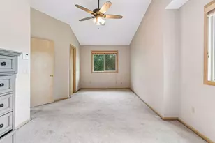 5023 Helena Rd N, Oakdale, MN 55128 - Photo 22