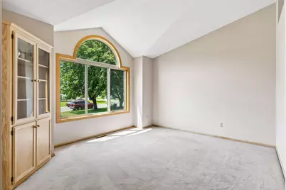 5023 Helena Road N, Oakdale, MN 55128 - Photo 6