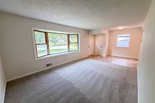 2128 Ronald Ave, White Bear Lake, MN 55110 - Photo 8
