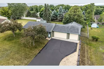 3256 201st Street W, Farmington, MN 55024 - Photo 2