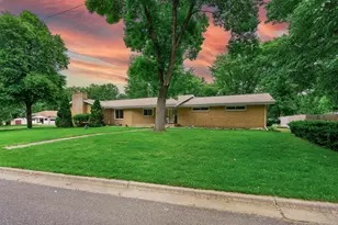 755 3rd Ave NW, Milaca, MN 56353 - Photo 2